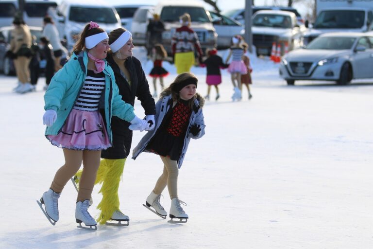 SilverSkatesFinale 04 IMG 3580