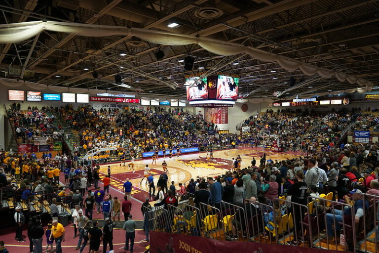 Image of the Barnett Center on the Northern State University campus, which was full during the 2022 championship game between De Smet and Lower Brule. Both teams return to Aberdeen this weekend.