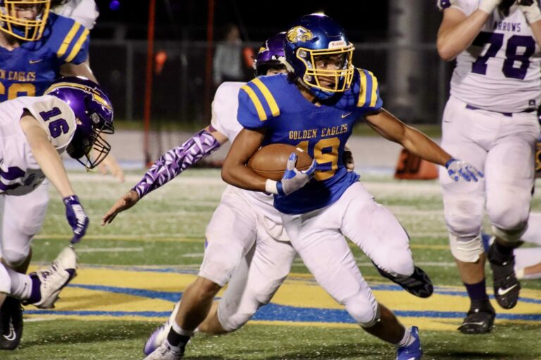 Aberdeen Central running back Avery Ligon looks for yardage against Watertown. The Eagles lost 16-14 on Friday, Sept. 29 on Brownell Activities Complex. Aberdeen Insider photo by Scott Waltman