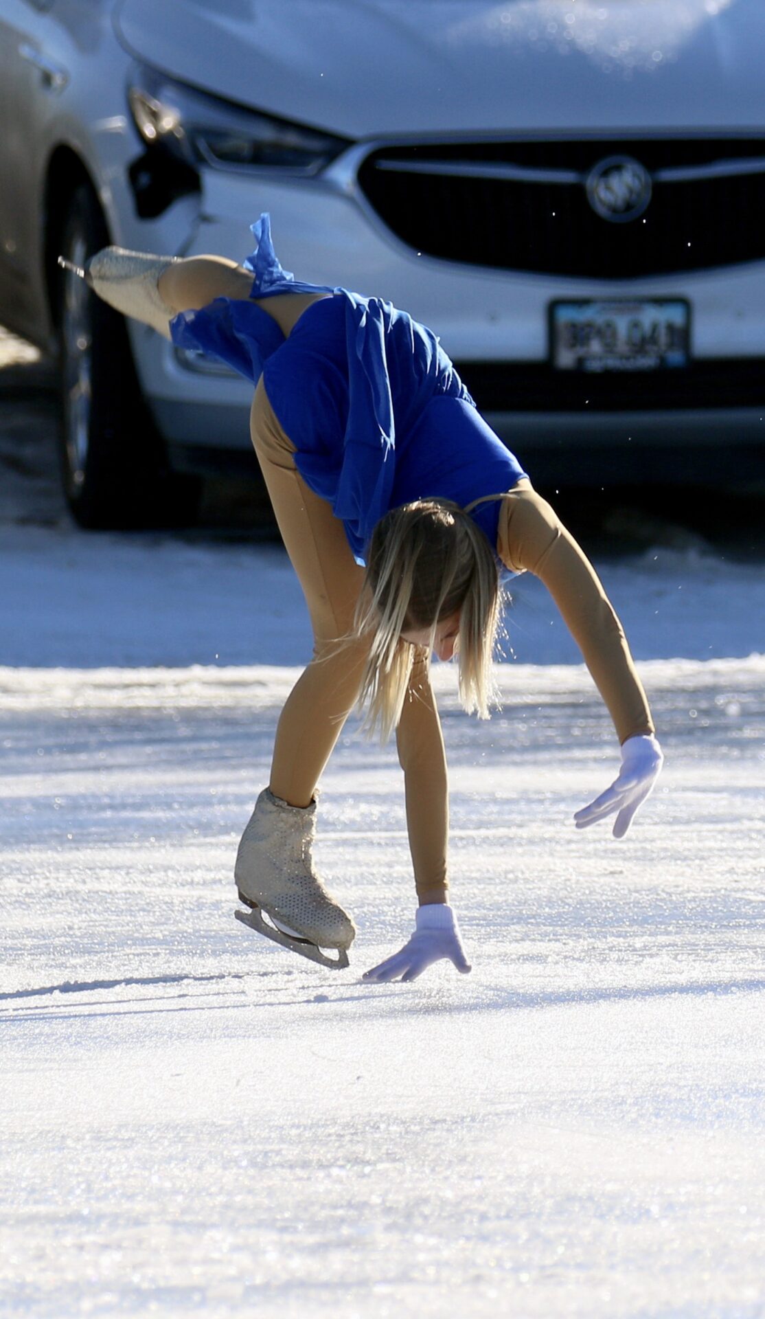 Gallery Schinkel Crowned Queen At Carnival Of Silver Skates Aberdeen