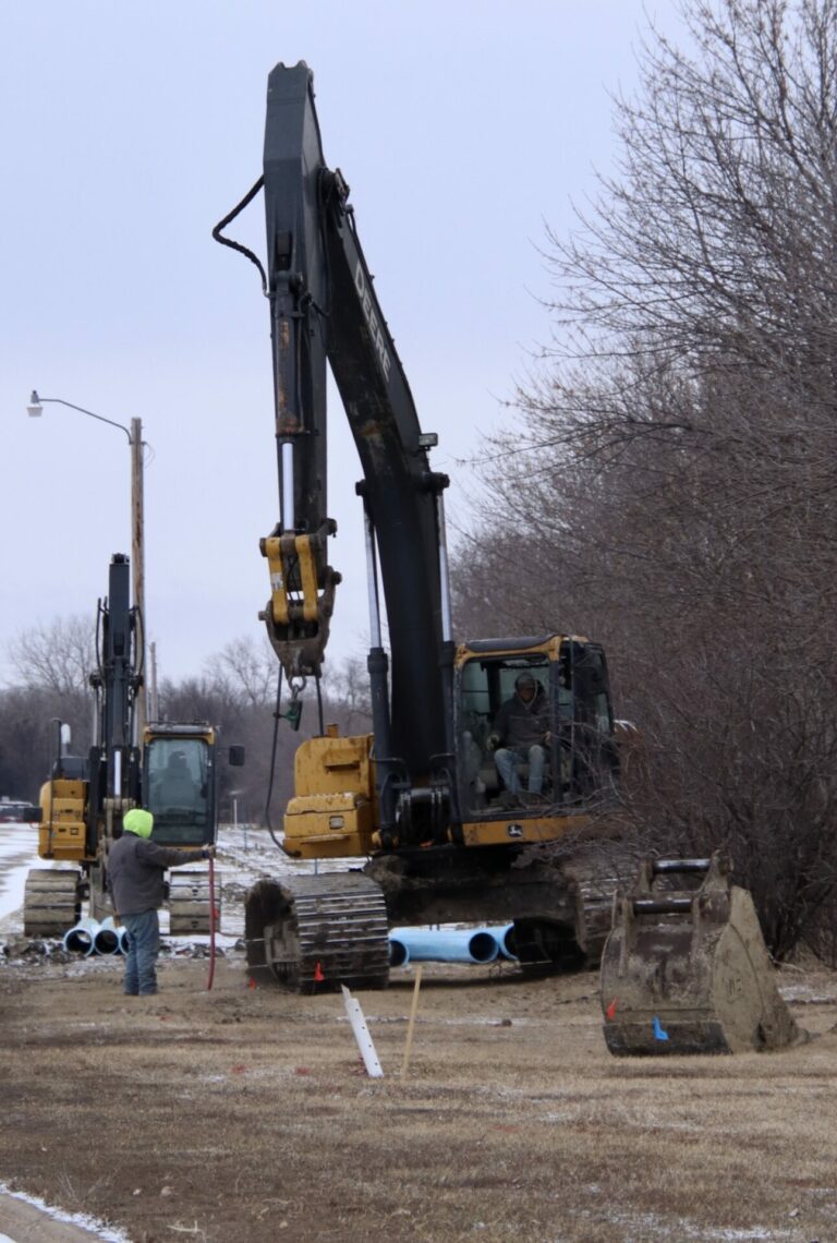 Dahme Construction is working on installing water and sewer on land that will be the Pine Haven housing development on the east side of town. Aberdeen Insider photo by Scott Waltman