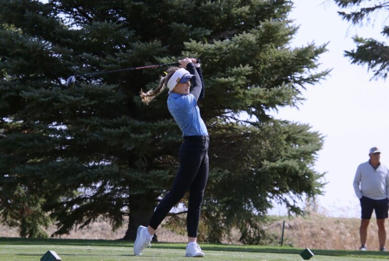 CHS GOLF Olivia Braun