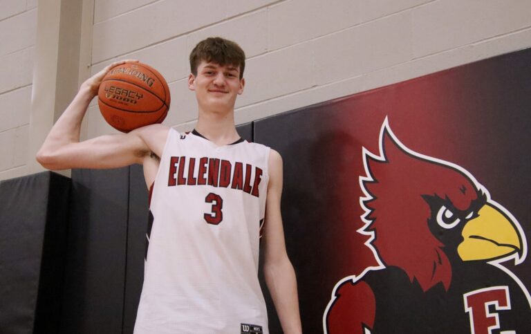 Ellendale's Kade Schimke gets ready to represent the United States during the Under 18 Euro Cup Tour in Spain. Aberdeen Insider photo by Robb Garofalo.