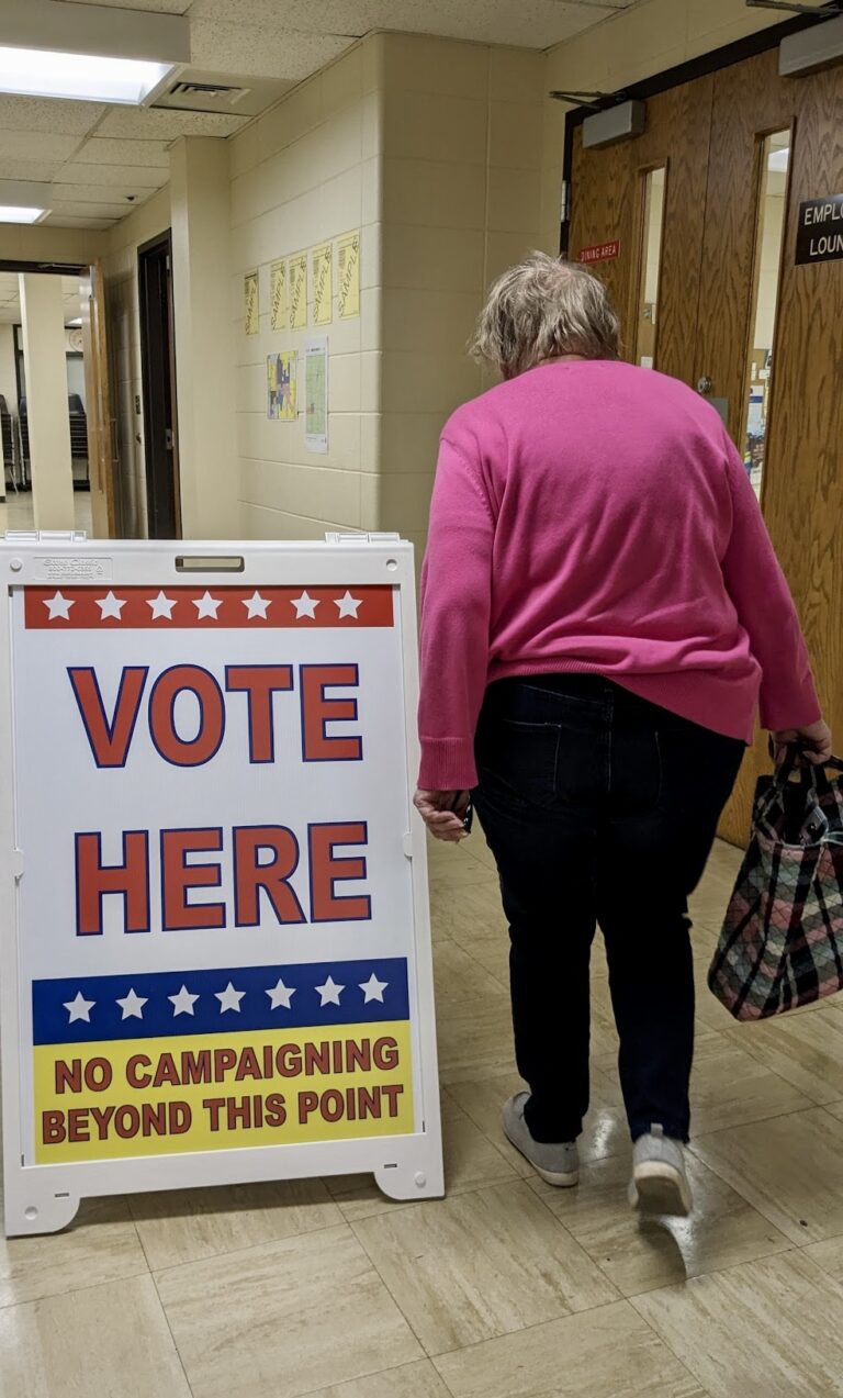 A voter walks into the Brown County Courthouse Annex to cast her ballot in the primary election Tuesday, June 4. Aberdeen Insider photo by Scott Waltman.
