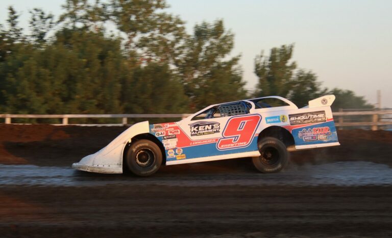 Kent Arment attacks the first turn during his Late Model heat race Friday, Aug. 2 at Brown County Speedway. Arment finished second in the Late Model feature, but took the checkered flag in the Modified feature. Aberdeen Insider photo by Robb Garofalo.