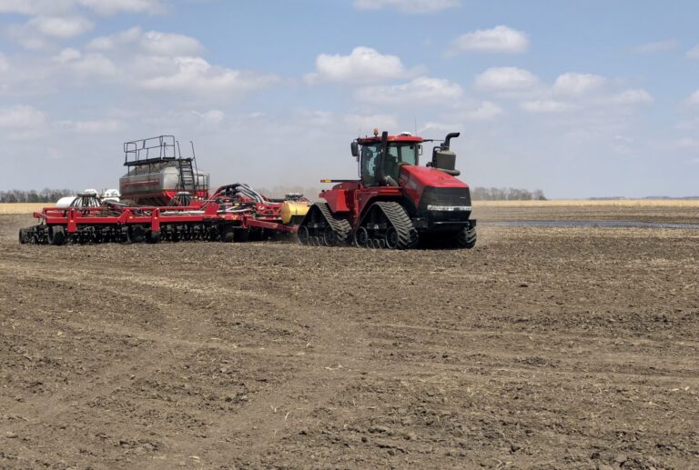 Dry conditions this fall will affect fertilizer application decisions for many farmers. A Full Circle Ag rig applies fertilizer in a Britton area field. Courtesy photo.