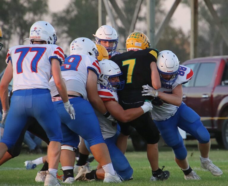 WAR GROUP TACKLE