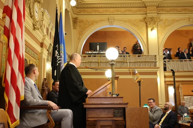 South Dakota Supreme Court Chief Justice Steven Jensen delivers the 2025 State of the Judiciary Address. Dakota Scout photo by Jonathan Ellis.