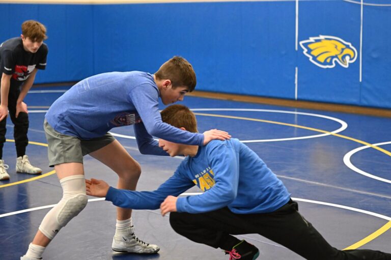 Jackson Dargatz, left, practices with teammate Mason Backous Monday, Jan. 28. Dargatz is second in the Class A rankings at 106 pounds. Aberdeen Insider photo by Robb Garofalo.