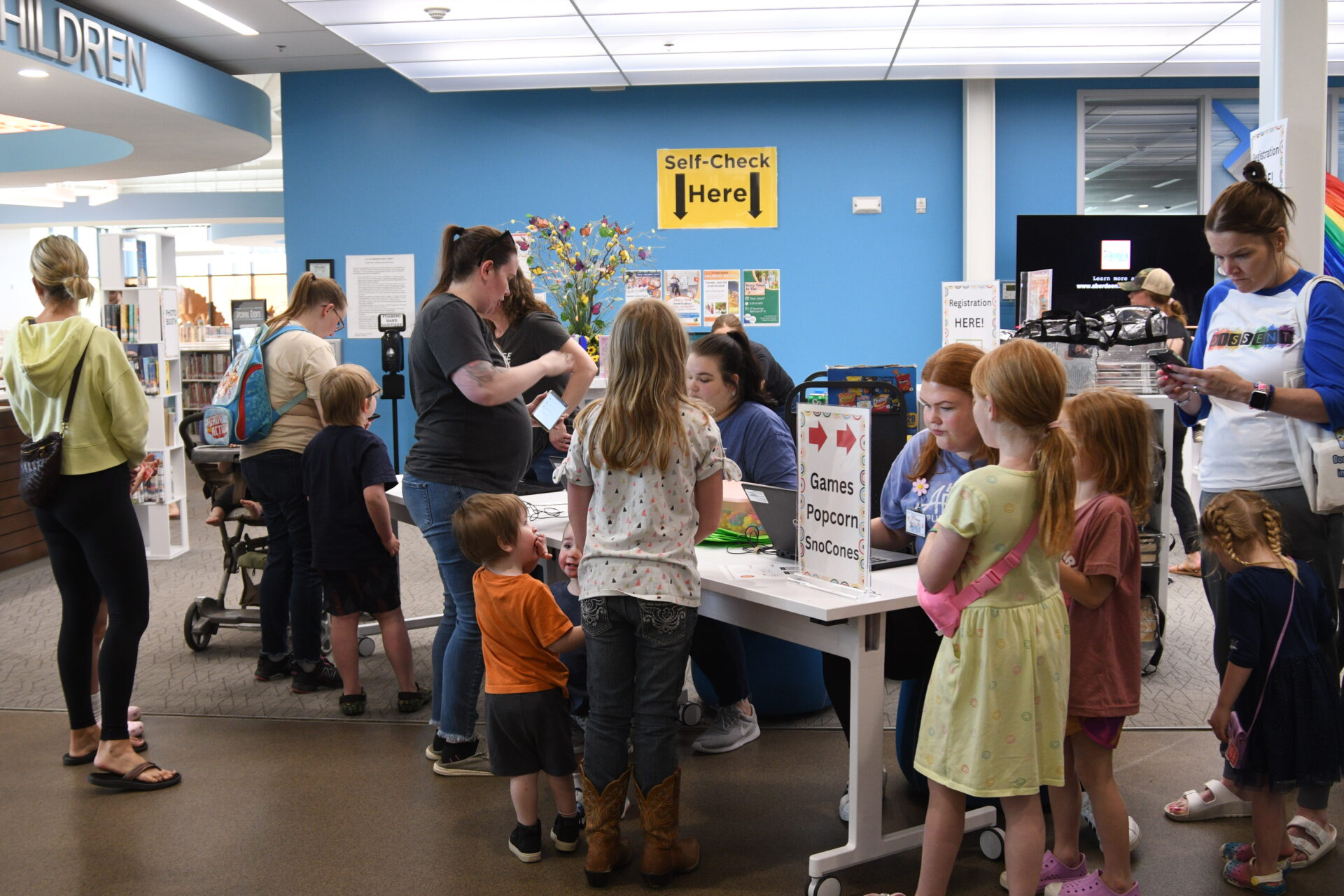 Gallery: Kids summer reading program kicks off at K.O. Lee Aberdeen Public Library 5 Kids enjoyed the youth summer reading program kickoff on Thursday, May 22 at K.O. Lee Aberdeen Public Library. Aberdeen Magazine photo by Annie Scott.