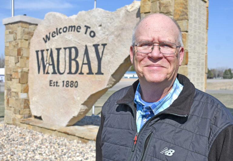 photo ad new waubay mayor barry hillestad DSC 9578