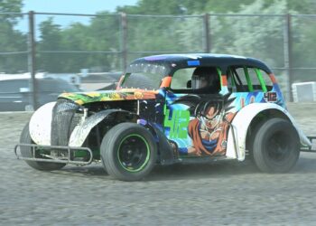 Brothers dominate as INEX Legend cars visit Brown County Speedway for first time 6 Brandon Bunnis of Detroit Lakes, Minn., and the rest of the INEX Legends Semi-Pro Dirt Series racers made their inaugural appearance at the Brown County Speedway last weekend. Aberdeen Insider photo by Robb Garofalo.