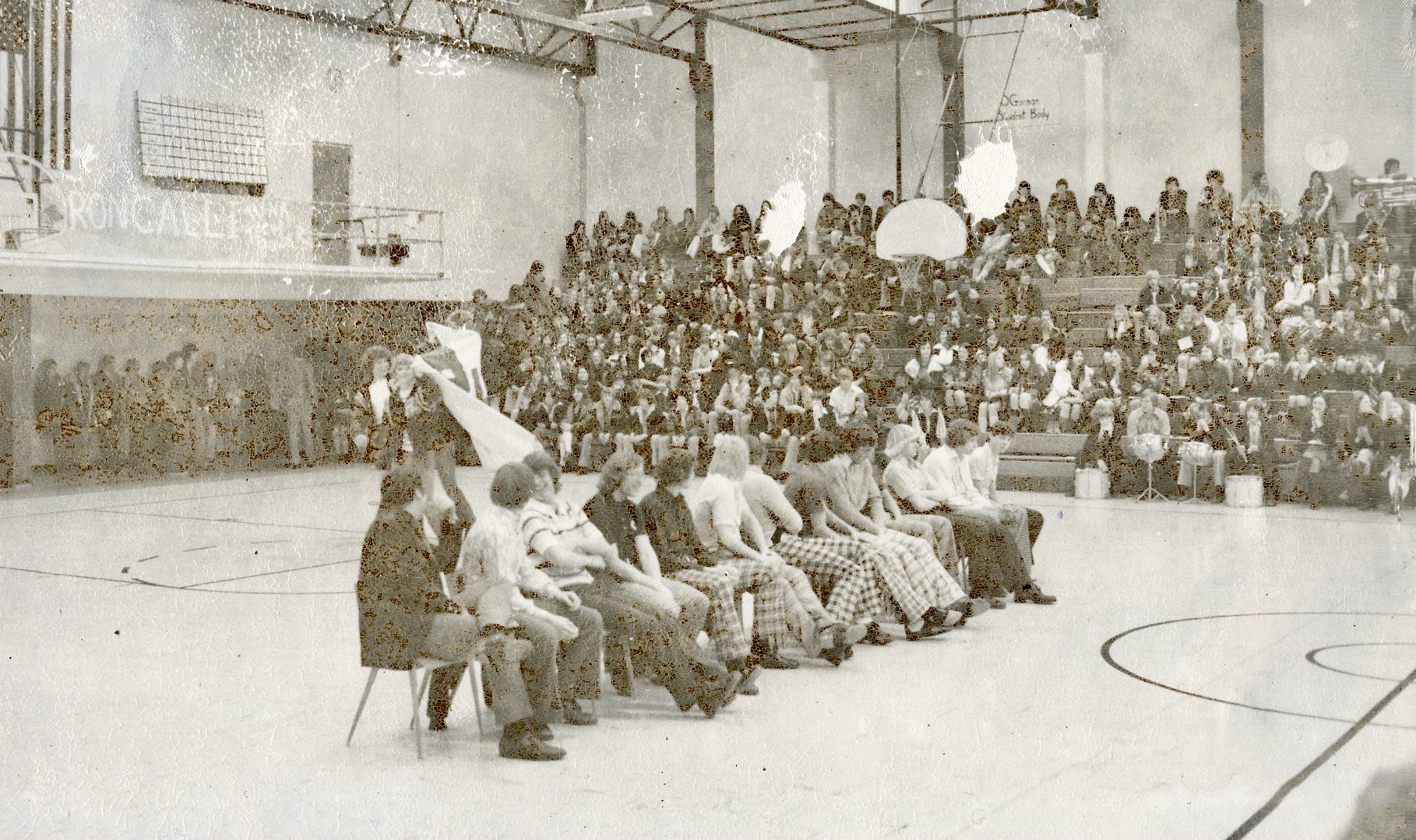 A golden anniversary: Aberdeen Roncalli won school's first state championship in 1975 6 The Roncalli Gym was packed when the Cavaliers got back to Aberdeen after winning the Class A high school boys basketball state championship in 1975. Courtesy photo.