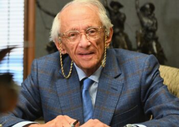 Jewett's connection to Noem lands him seat on Homeland Security Advisory Council 3 Aberdeen attorney Harvey Jewett is one of three people with a South Dakota connection appointed to a Homeland Security Advisory Committee. Aberdeen Insider photo by Troy McQuillen.