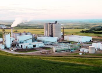 Red Trail Energy at Richardton, North Dakota, produces about 65 million gallons of ethanol from about 23 million bushels of corn each year. Photo courtesy of Red Trail Energy.