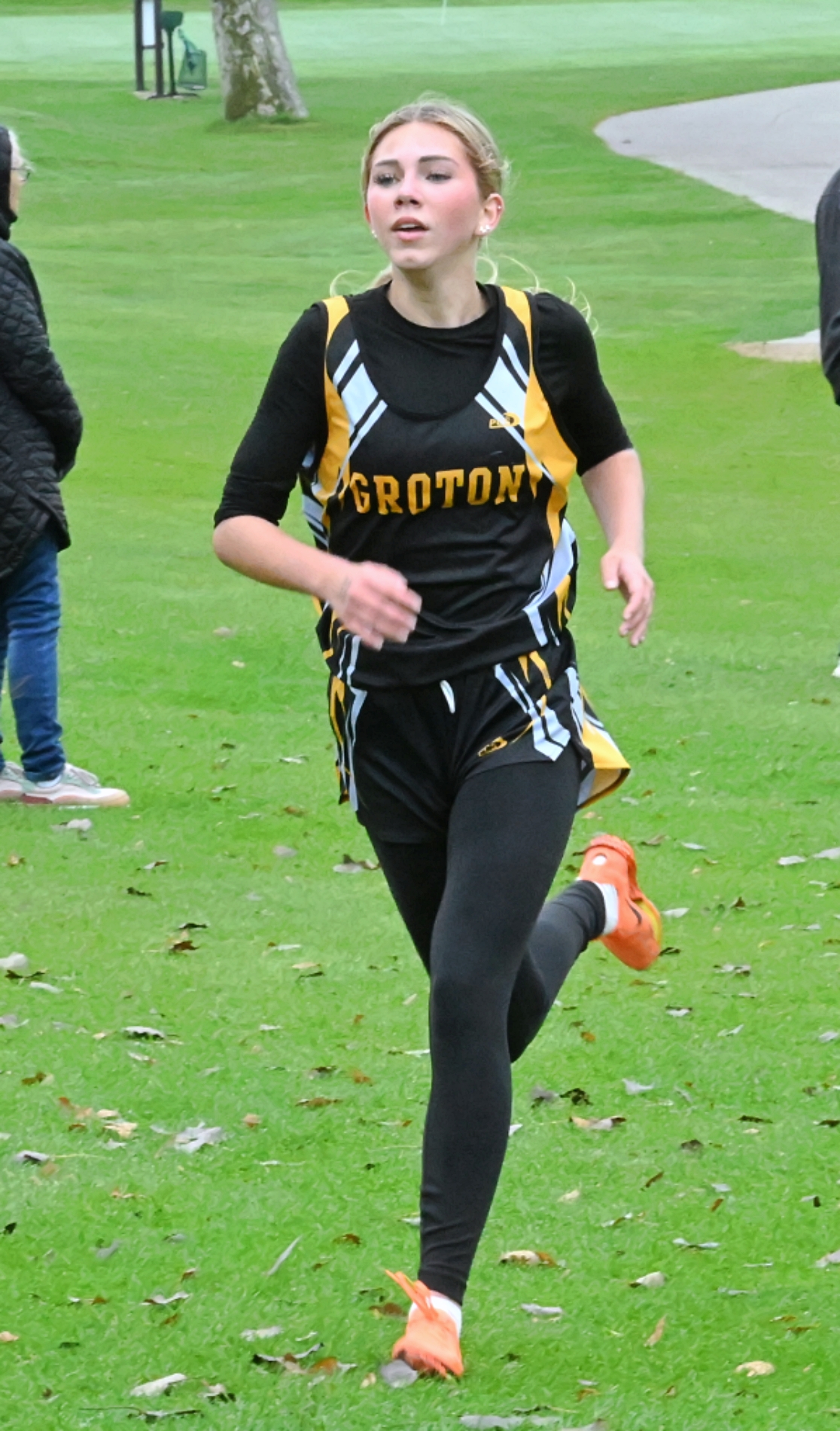 Northwestern's Boekelheide wins sixth straight Region 1B cross-country title; Roncalli girls qualify for state 6 Groton Area's Ryelle Gilbert heads to the line during the Region 1A girls cross country meet. Gilbert finished third to qualify for the state meet. Aberdeen Insider photo by Robb Garofalo.