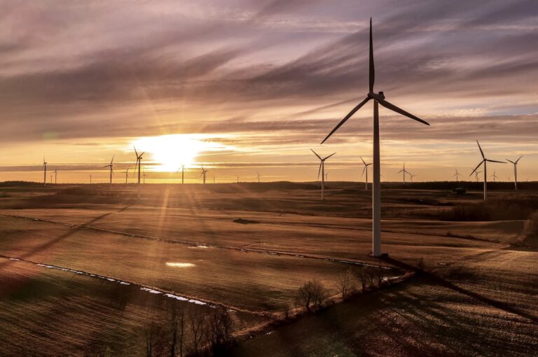 Wind towers and wind farms. Photo courtesy of Invenergy.