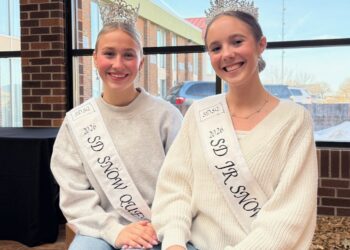 Brooklyn Kast of Faulkton, left, is the 2026 South Dakota Snow Queen and Emmy Ptacek of Ipswich is this year's South Dakota Junior Snow Queen. Aberdeen Insider photo by Elisa Sand.