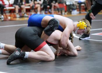 Aberdeen Central's Ridley Waldo maintains top position on Brandon Valley's Harmon Kramer during their 157-pound match Thursday, Jan. 15 in Yankton. Waldo defeated Kramer 7-0. Aberdeen Insider photo by Kevin Foss.