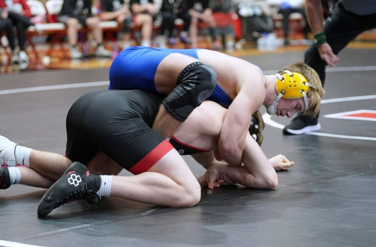 Aberdeen Central's Ridley Waldo maintains top position on Brandon Valley's Harmon Kramer during their 157-pound match Thursday, Jan. 15 in Yankton. Waldo defeated Kramer 7-0. Aberdeen Insider photo by Kevin Foss.