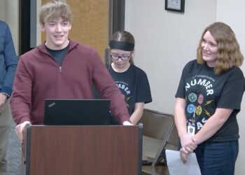 Beaten Klatt talks to the Aberdeen School Board about his mentorship with the Number Ninja's at May Overby Elementary School. Courtesy photo.