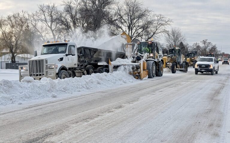 Aberdeen crews work to clear North Main Street the morning of Friday, Feb. 20 after a blizzard with high winds on Wednesday, Feb. 18 drifted in many people. Aberdeen Insider photo by Scott Waltman.