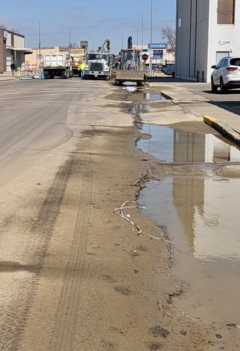 City crews work to fix a water main on South First Street near downtown Aberdeen on Friday, March 27. Aberdeen Insider photo by Scott Waltman.
