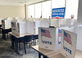 Early voting booths are set up at the Minnehaha County administration building in Sioux Falls ahead of the June 2026 South Dakota primary election. South Dakota Searchlight photo by Makenzie Huber.