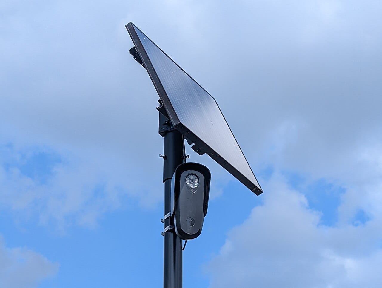 A Flock camera in New Jersey. South Dakotans, including people in Aberdeen, have expressed concerns about how license plate-reading cameras have been used. Wikipedia Commons photo by Miracle Miles.