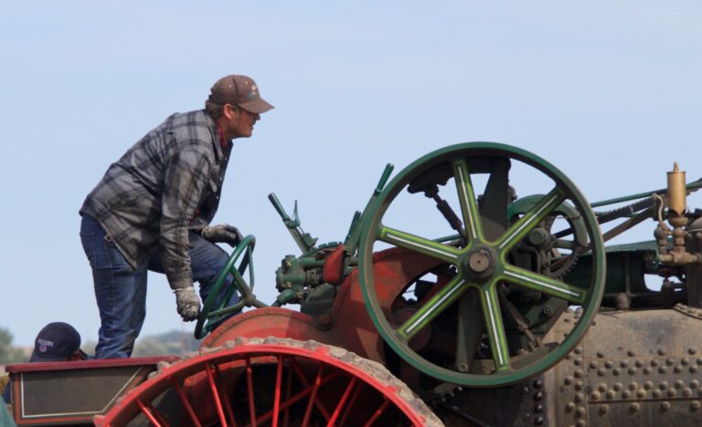 The Saturday afternoon plowing demonstration drew a bit of a crowd at the James Valley Threshing Show in Andover. The show featured events on Friday, Sept. 11 through Sunday, Sept. 13. Aberdeen Insider photo by Elisa Sand.